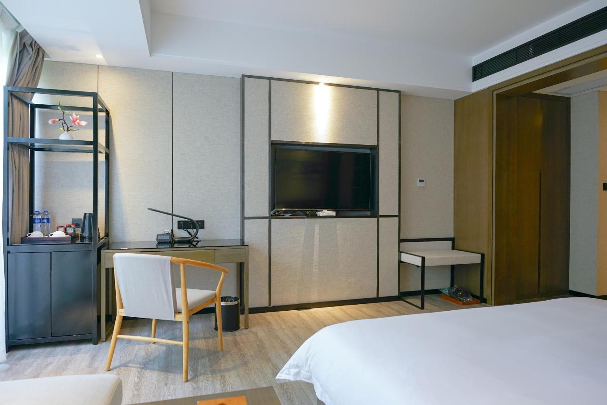 Paco Hotel Tiyuxilu Metro Guangzhou-Free Shuttle Bus During Canton Fair Eksteriør billede